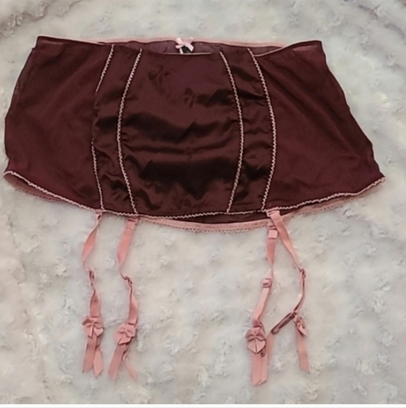 Victoria's Secret Sexy Little Things Burgandy Garter - Picture 6 of 9